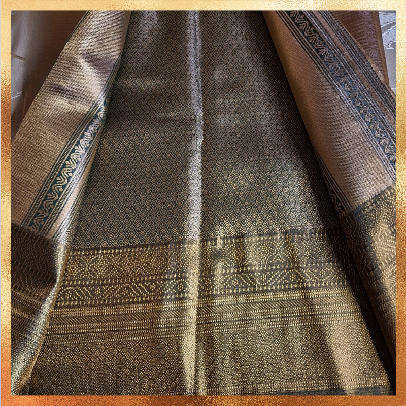 Bridal Kanjivaram golden body with dark green border & golden zari. Perfect for weddings & festive wear. Handpicked collection at The Saree Mahal