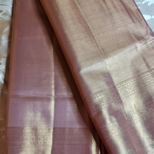Bridal Kanjivaram Saree in Onion Pink Color Body with Zari Border