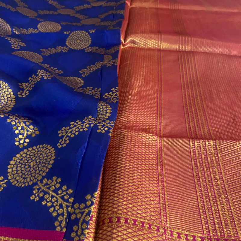 Soft Silk (TSM SS003) : Royal Blue Magenta Red Jacquard